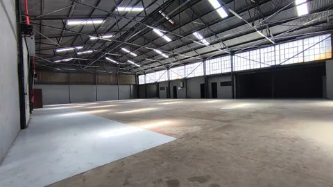 Industrial-warehouse-To-Let (12)